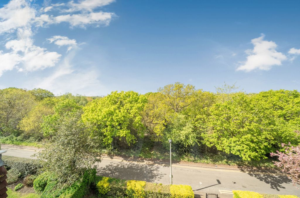 Additional image 22 of 2 bed flat for saleCranfield Court, Sunset Avenue, Woodford Green IG8