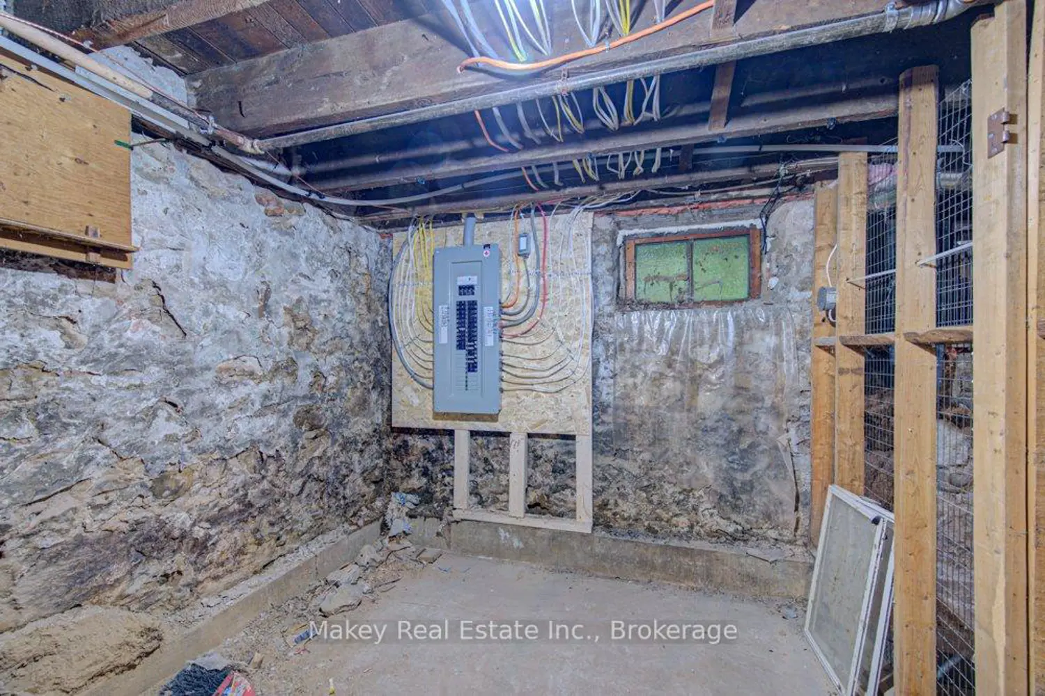 Additional image 18 of 115 Courtney Street