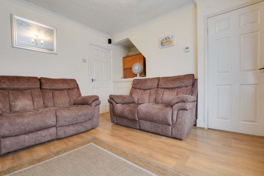 Additional image 2 of 3 bed terraced house for saleArnold Avenue, South Wigston, Leicester LE18