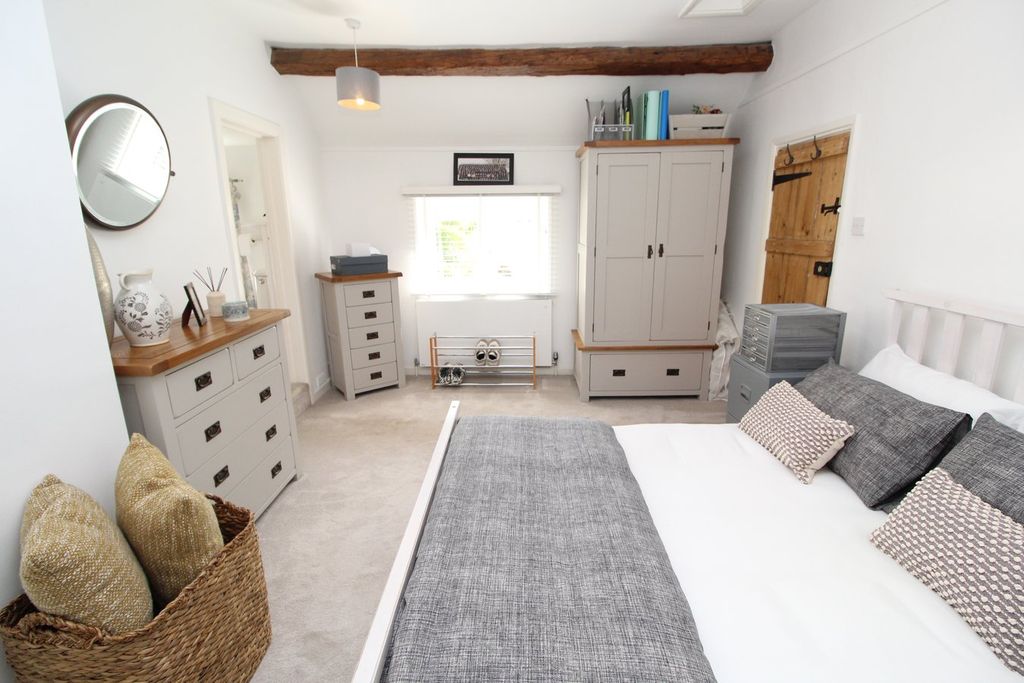 Additional image 18 of 4 bed semi-detached house for saleMain Street, Frolesworth, Lutterworth LE17