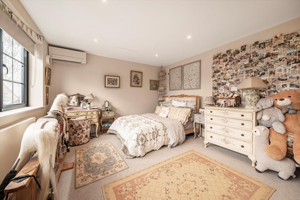 Additional image 12 of 6 bed detached house for saleCedar Heights, Richmond TW10