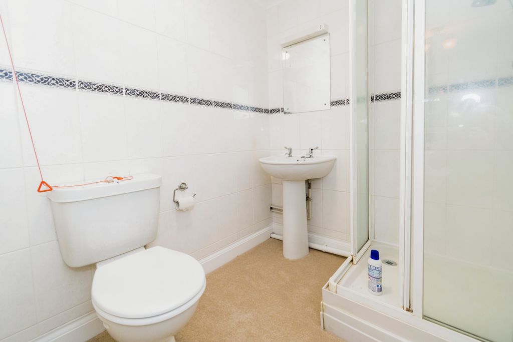 Additional image 7 of 2 bed flat for saleRollesbrook Gardens, Southampton, Hampshire SO15