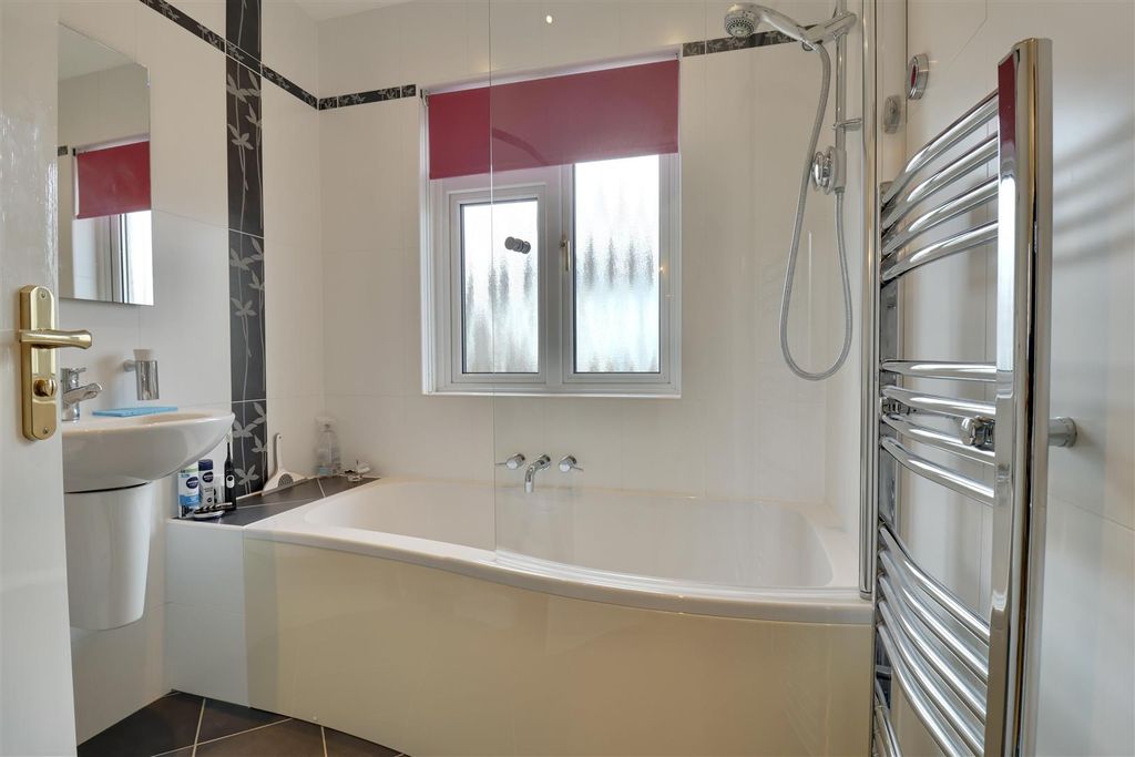 Additional image 23 of 3 bed detached house for saleBlake Road, Drayton, Portsmouth PO6