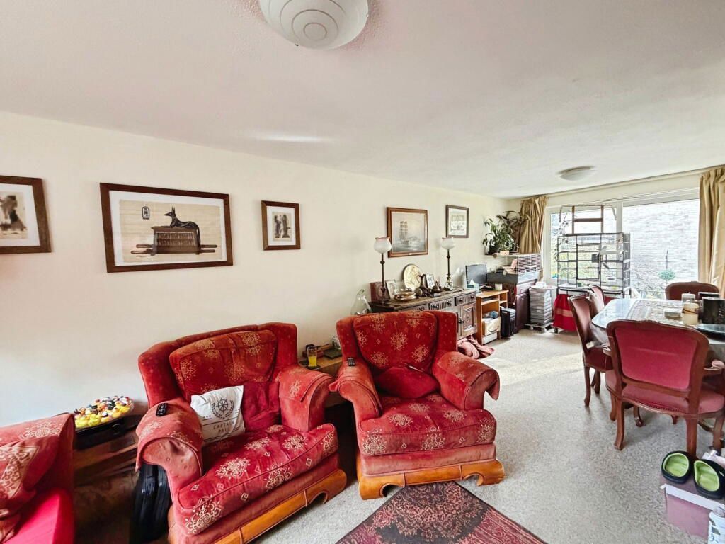 Additional image 3 of 3 bed semi-detached house for saleDunvegan Drive, Southampton SO16