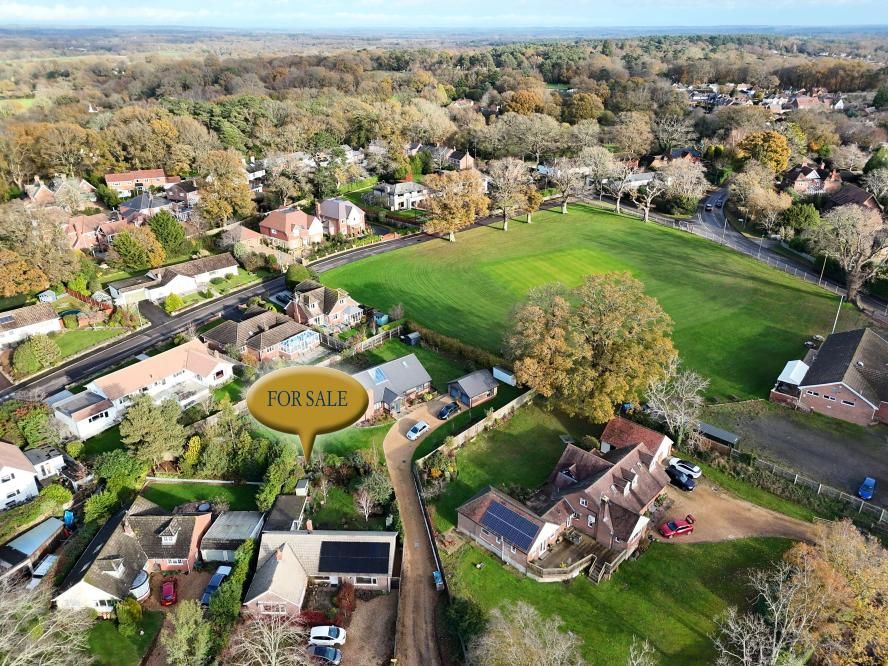 4 bed detached bungalow for saleBells Drive, Giddylake, Wimborne BH21