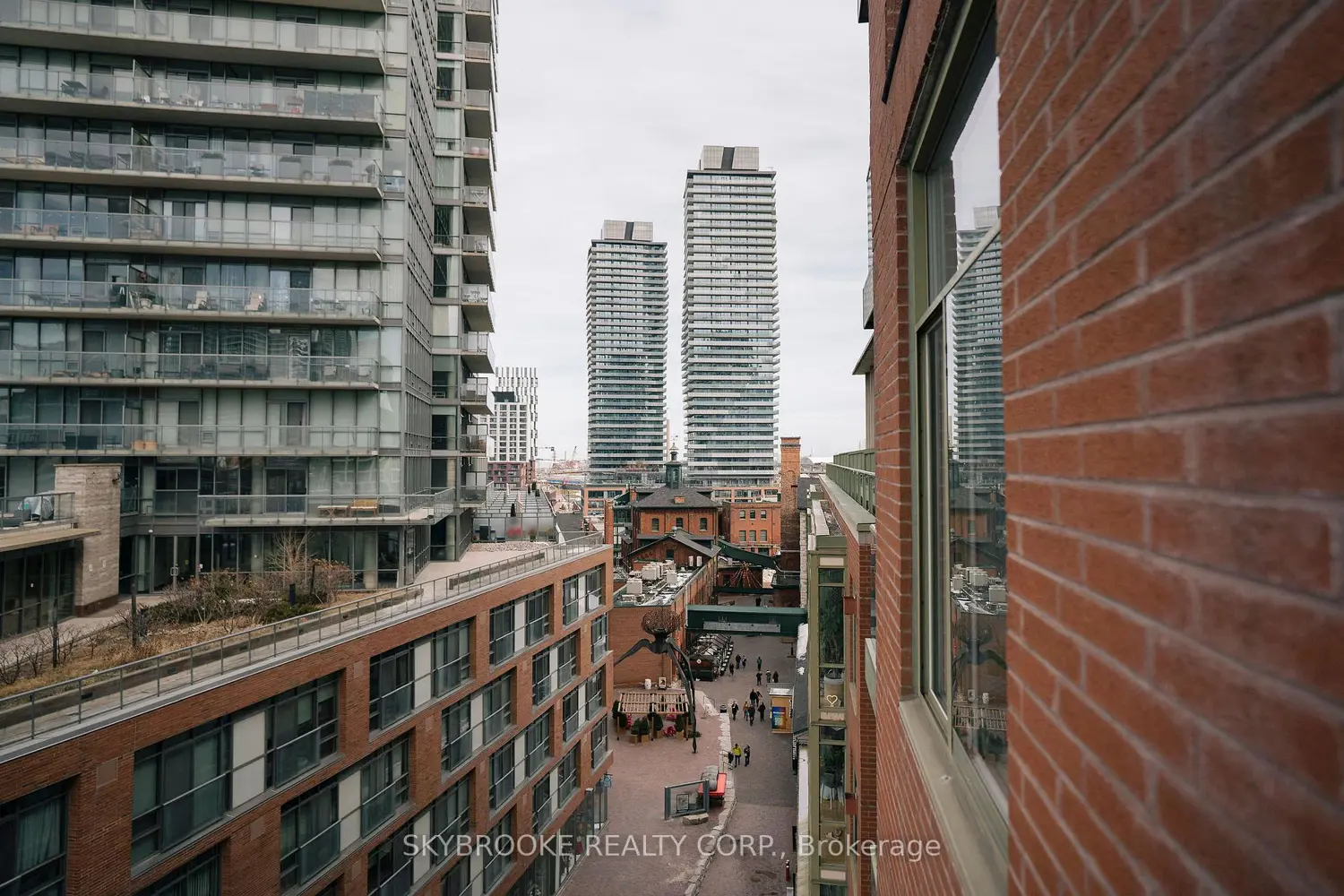 Additional image 16 of 39 Parliament Street 907
