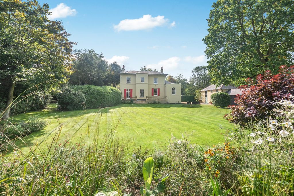 Additional image 13 of 6 bed detached house for saleVicarage Road, Yateley, Hampshire GU46