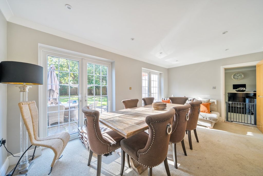 Additional image 10 of 6 bed detached house for salePyrford, Surrey GU22
