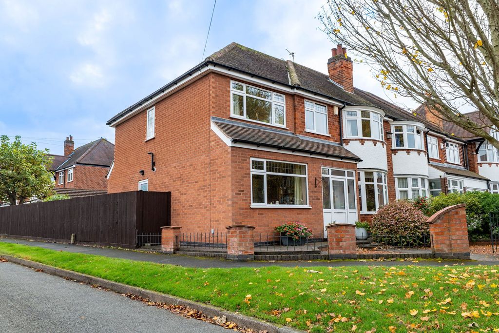 Additional image 31 of 4 bed semi-detached house for saleOakfield Avenue, Birstall, Leicester LE4