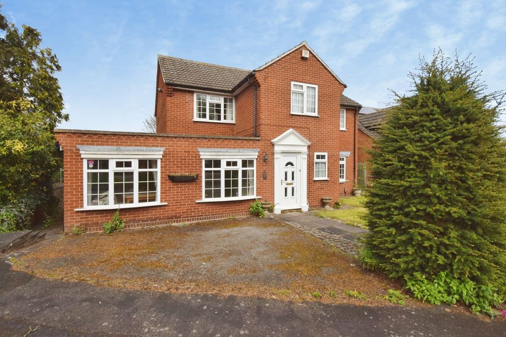 Additional image 2 of 4 bed detached house for salePark House Close, Birstall, Leicester, Leicestershire LE4