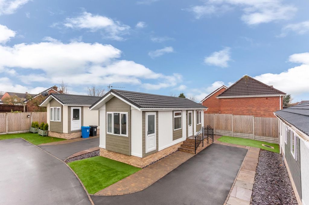 Additional image 2 of 1 bed mobile/park home for saleNew Road, Featherstone, Wolverhampton WV10