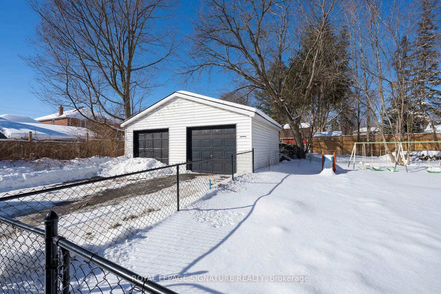 143 Dundas Street