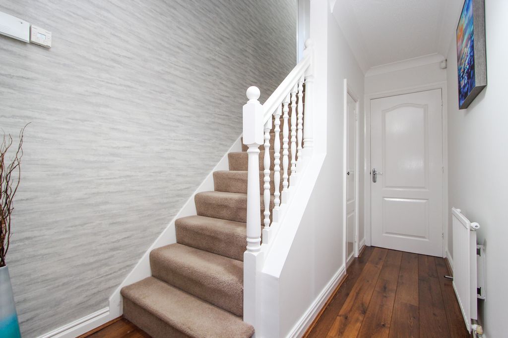 Additional image 15 of 4 bed detached house for saleMoat Drive, Drayton Bassett, Tamworth B78