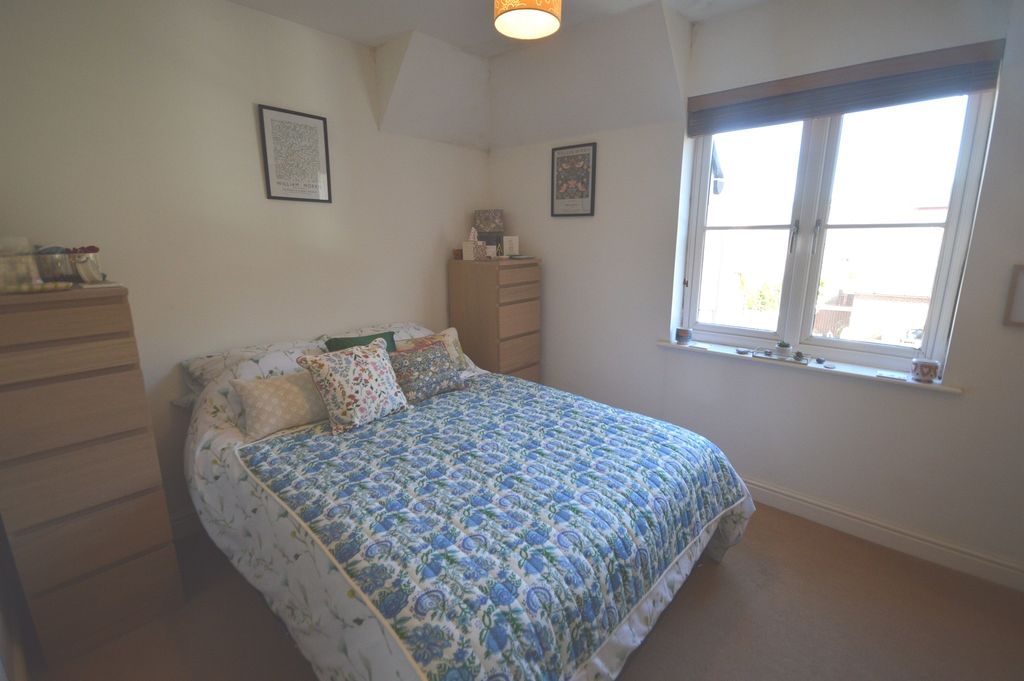 Additional image 2 of 2 bed flat for salePilgrims Way, Laverstock, Salisbury SP1