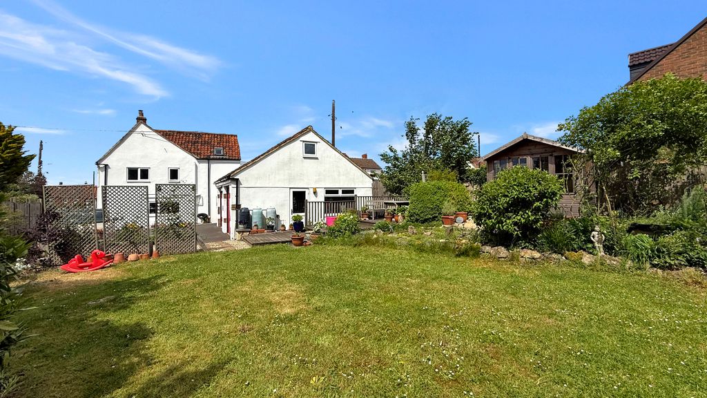 3 bed cottage for saleWhitecroft, Dilton Marsh BA13 photo 2