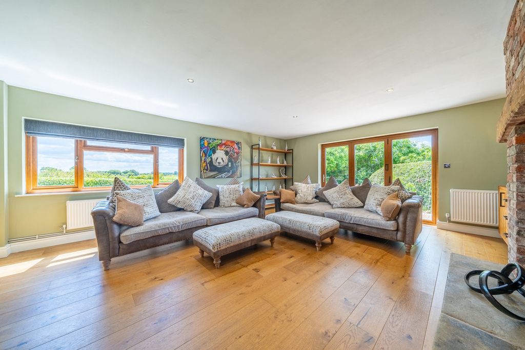 Additional image 4 of 4 bed detached house for saleChapel Lane, Hanbury, Staffordshire DE13