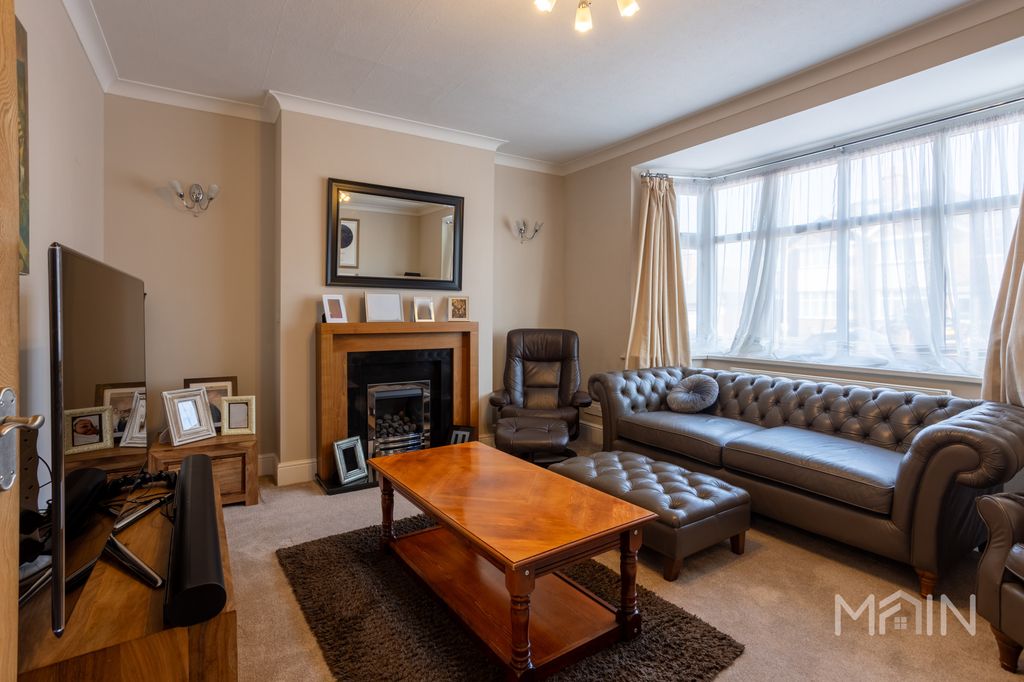 Additional image 3 of 4 bed semi-detached house for saleHighway Road, Leicestershire LE5