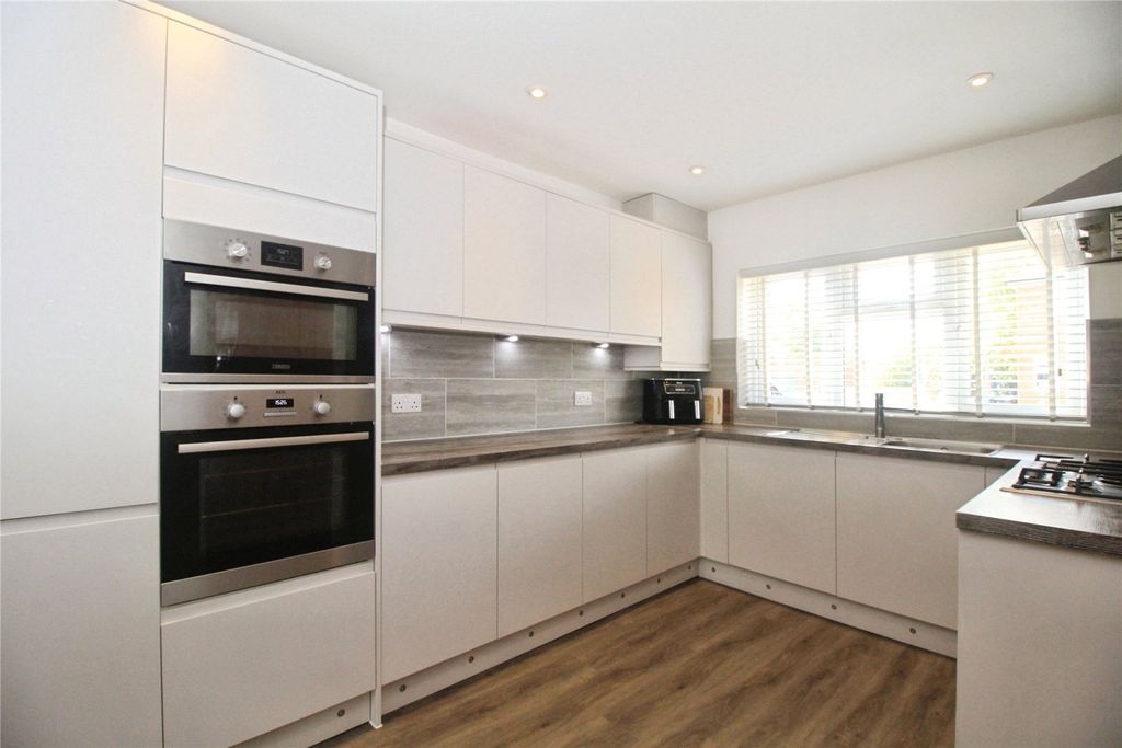 Additional image 2 of 4 bed semi-detached house for saleAlexander Avenue, Earl Shilton, Leicester, Leicestershire LE9