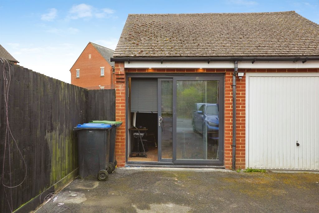 Additional image 14 of 3 bed detached house for saleHaragon Drive, Amesbury, Salisbury SP4