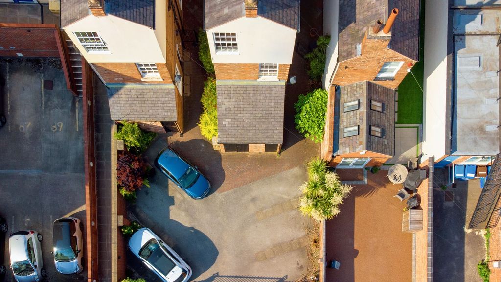 Additional image 20 of 2 bed flat for salePrincess Road East, Leicester LE1