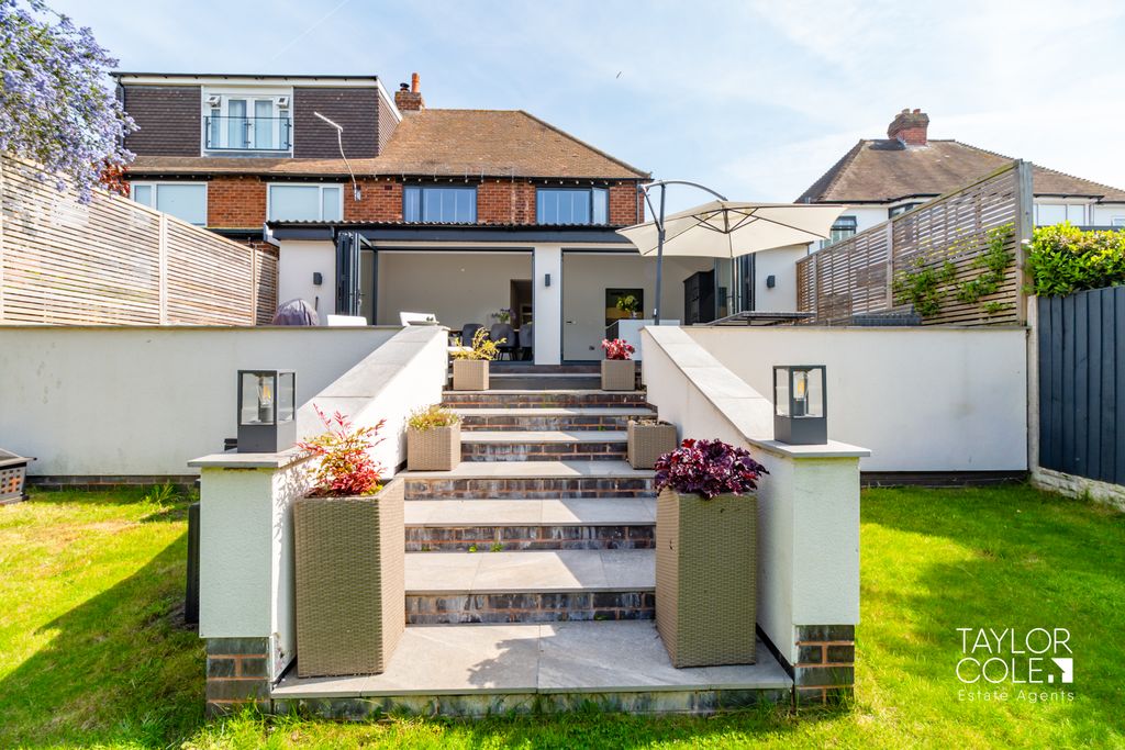 Additional image 28 of 3 bed semi-detached house for saleComberford Road, Tamworth B79