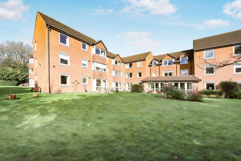 Additional image 2 of 1 bed flat for saleCorfton Drive, Wolverhampton WV6
