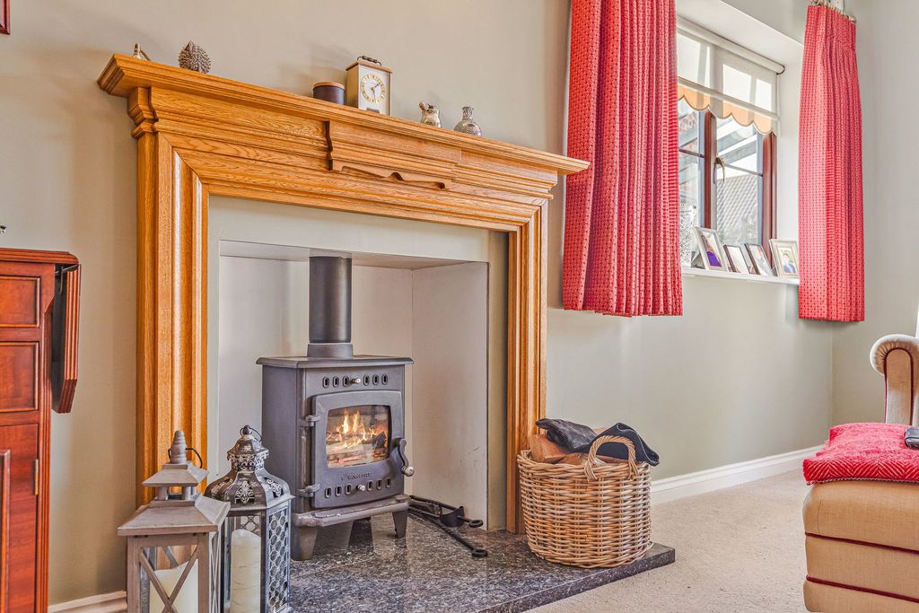 Additional image 2 of 4 bed detached house for saleBurgins Lane, Waltham On The Wolds, Melton Mowbray LE14