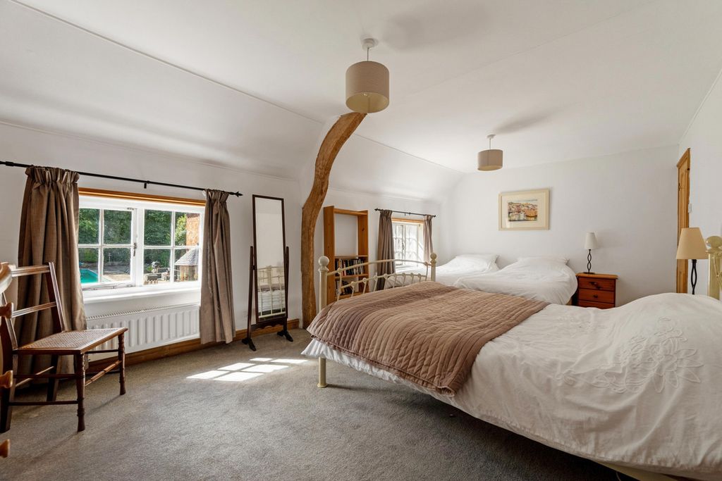 Additional image 22 of 7 bed country house for saleClifton Upon Dunsmore, Rugby, Warwickshire CV23