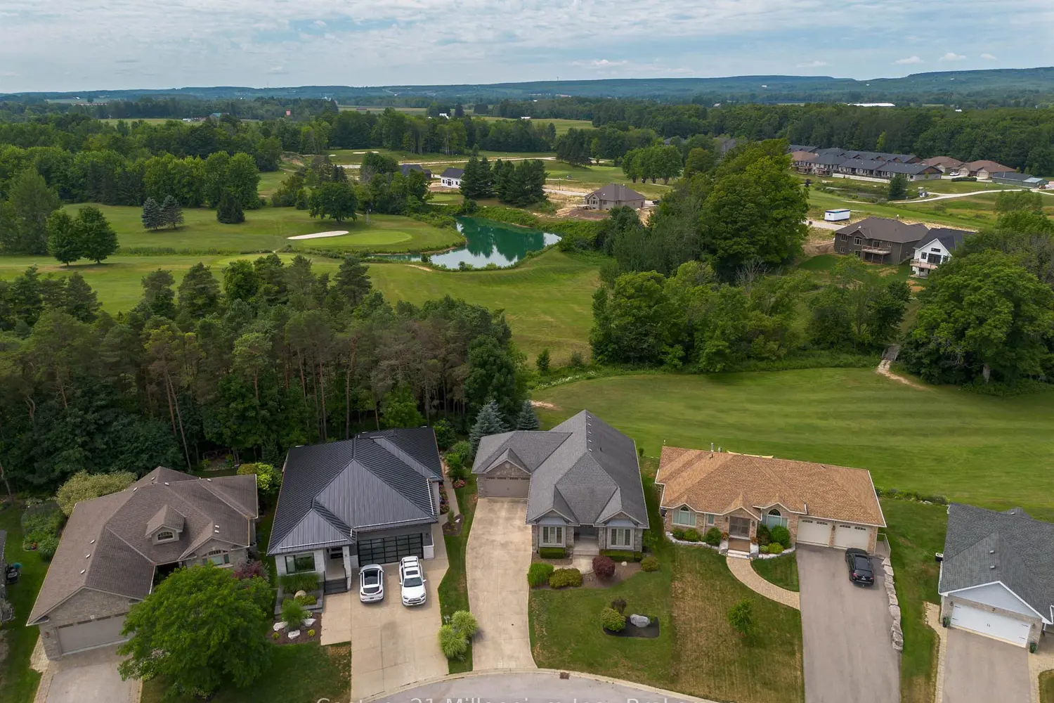 6 Glen Abbey Court