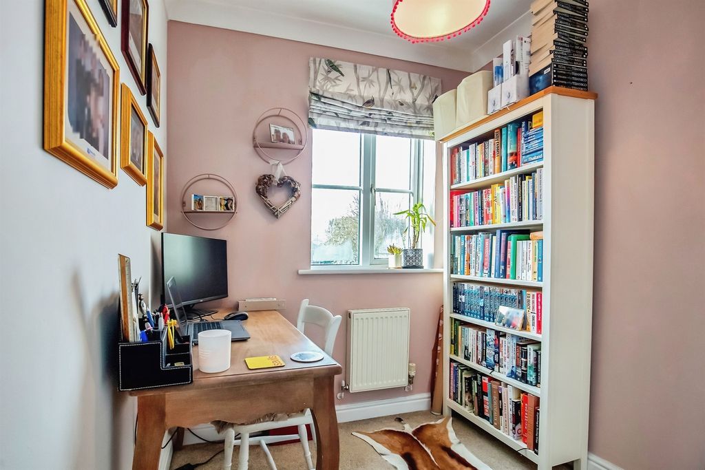 Additional image 15 of 3 bed property for saleElgar Way, Stamford PE9