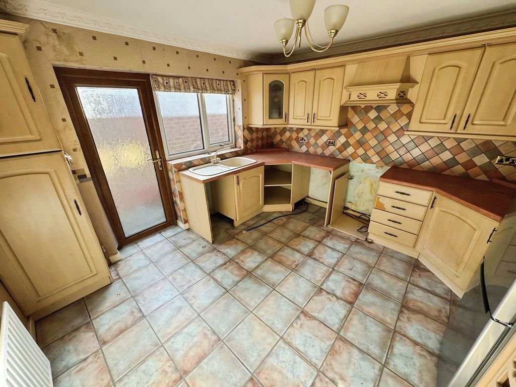 Additional image 14 of 2 bed detached bungalow for saleCumberledge Hill, Rugeley WS15
