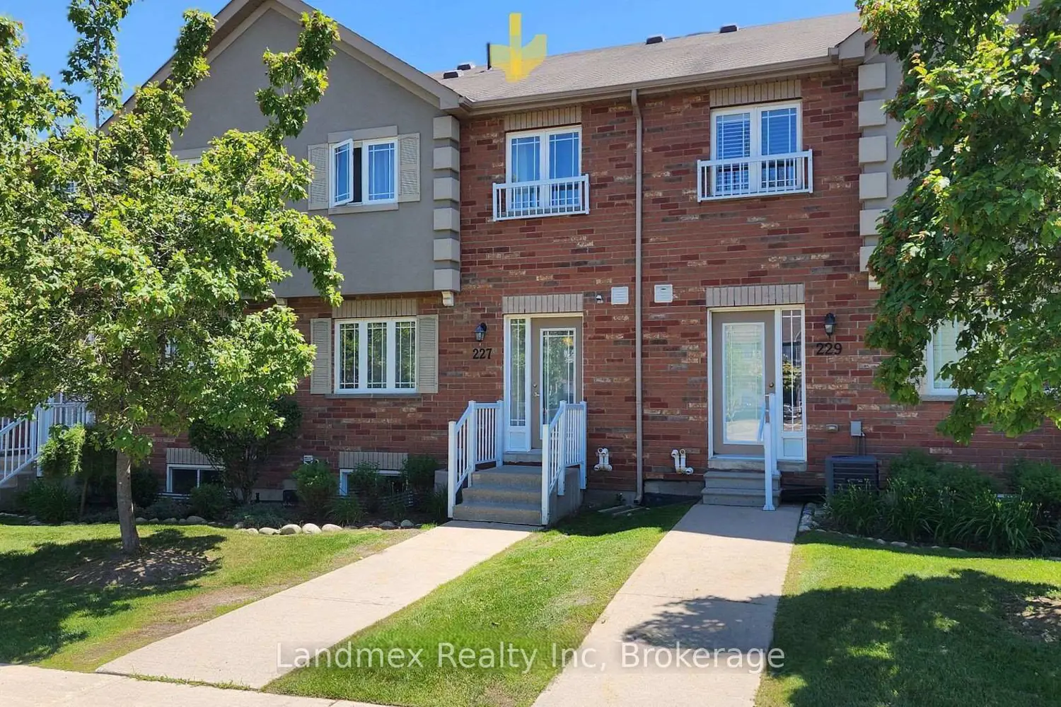 227 Harvie Road 43