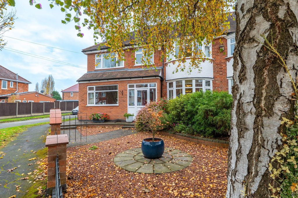 Additional image 30 of 4 bed semi-detached house for saleOakfield Avenue, Birstall, Leicester LE4