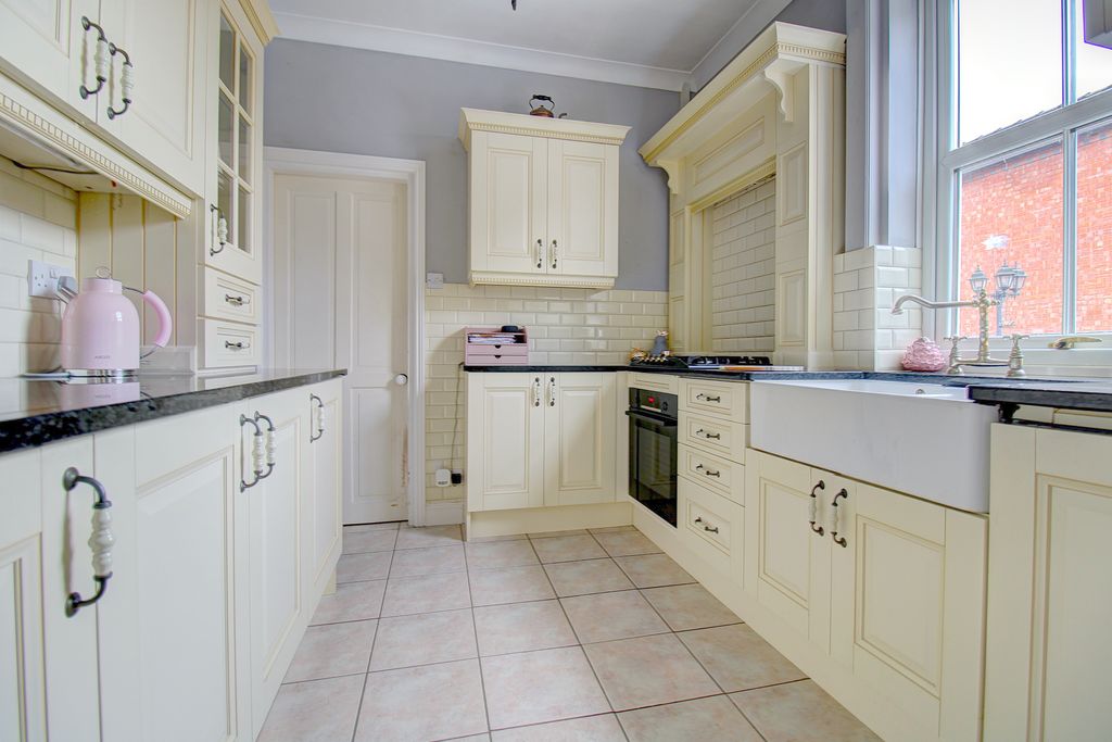 Additional image 7 of 3 bed semi-detached house for saleVictoria Street, Cannock WS11