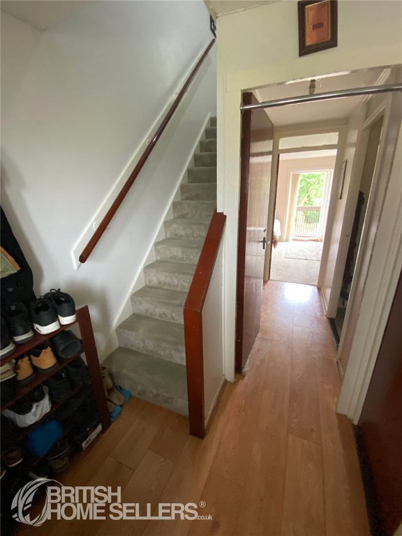 Additional image 20 of 3 bed flat for salePluto Close, Leicester, Leicestershire LE2