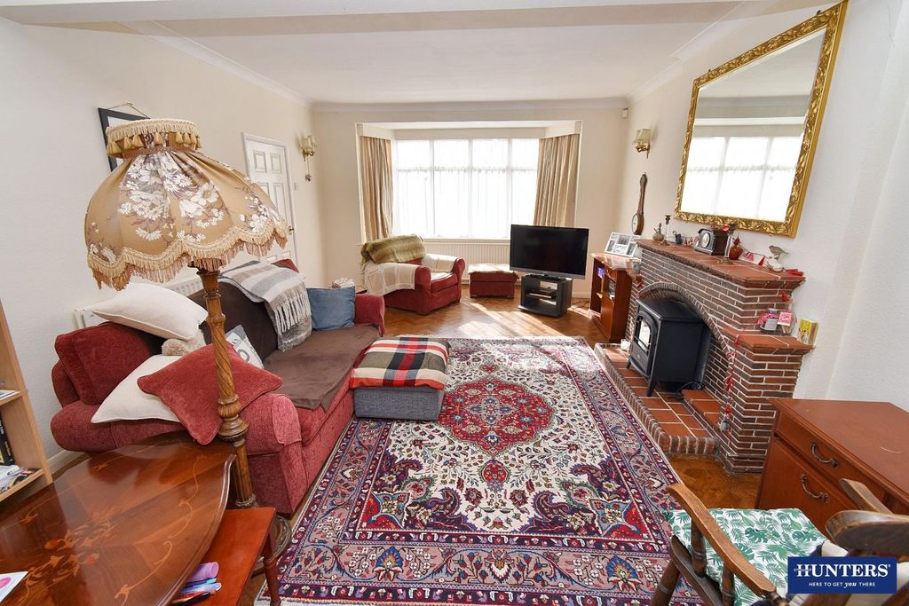 Additional image 6 of 4 bed detached house for saleStoughton Avenue, Leicester LE2