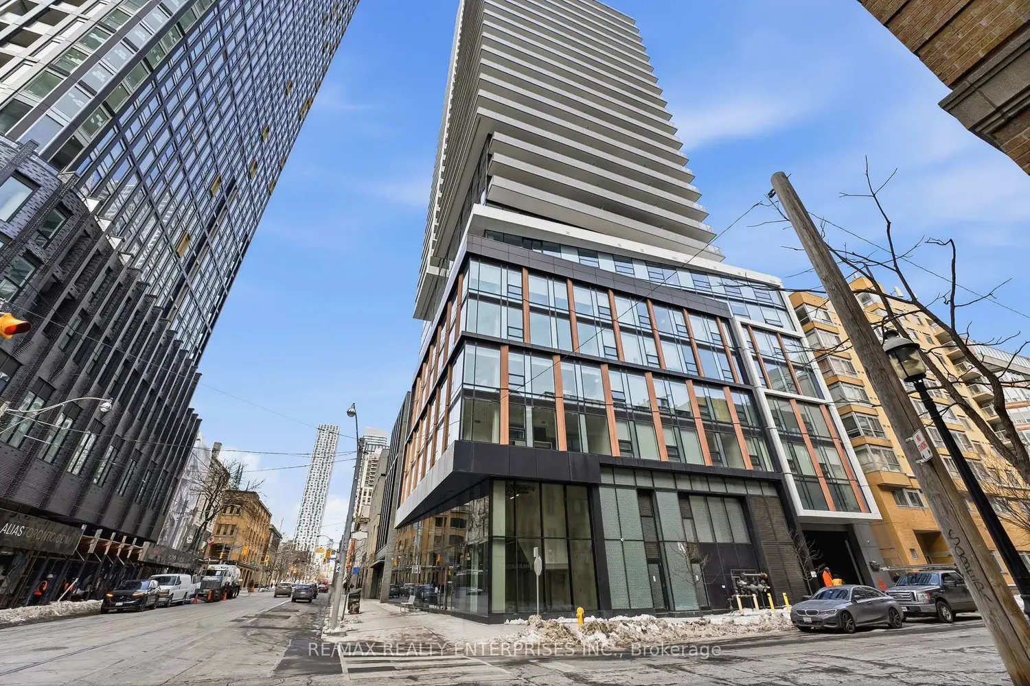 89 Church Street 305