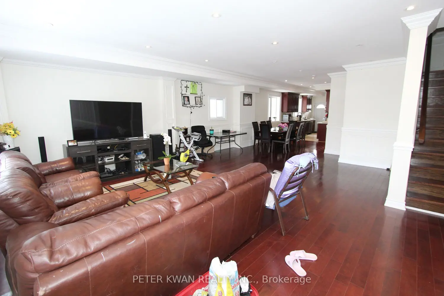 Additional image 4 of 1543 Dundas Street
