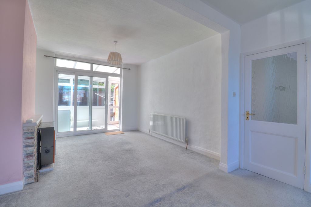 Additional image 5 of 3 bed semi-detached house for saleEileen Avenue, Leicester LE4