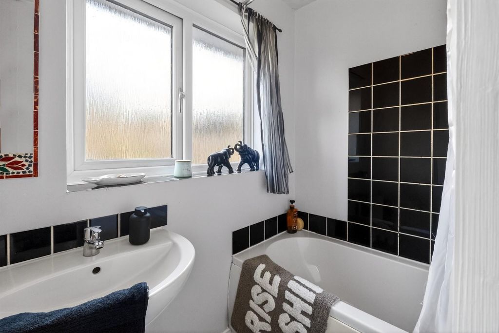 Additional image 13 of 4 bed detached house for saleCommon Road, Wombourne, Wolverhampton WV5