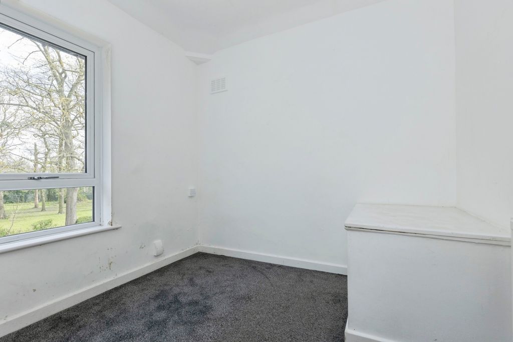 Additional image 10 of 3 bed semi-detached house for saleGoldhill, Leicester, Leicestershire LE2