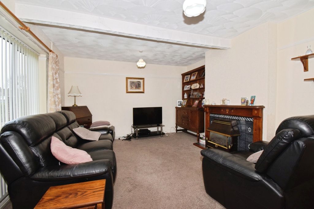 Additional image 4 of 4 bed terraced house for saleWanlip Lane, Birstall, Leicester, Leicestershire LE4