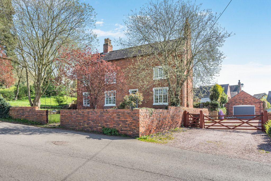 6 bed detached house for saleSmithy Lane Hixon Stafford, Staffordshire ST18
