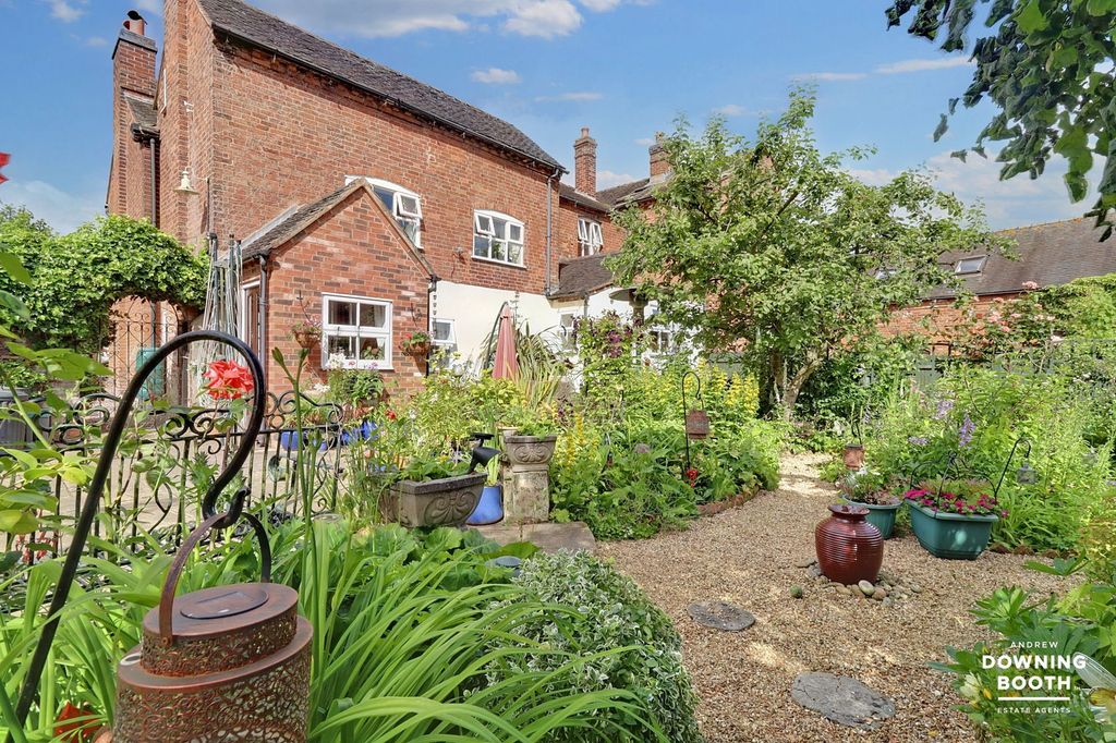 Additional image 4 of 5 bed semi-detached house for saleBishton Lane, Wolseley Bridge, Stafford ST18