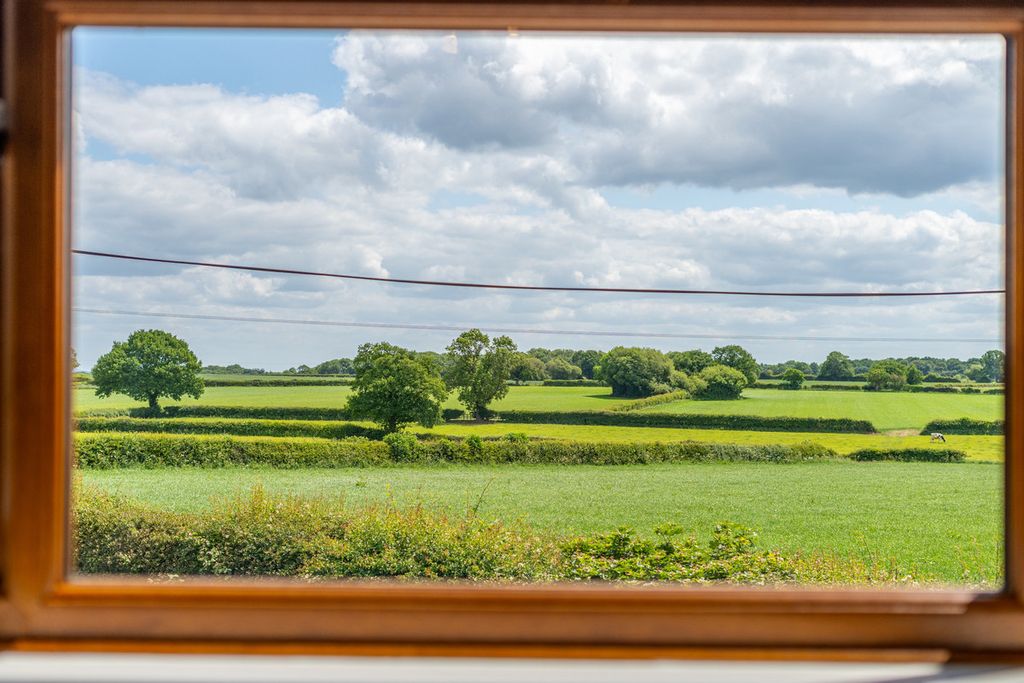 Additional image 22 of 4 bed detached house for saleChapel Lane, Hanbury, Staffordshire DE13