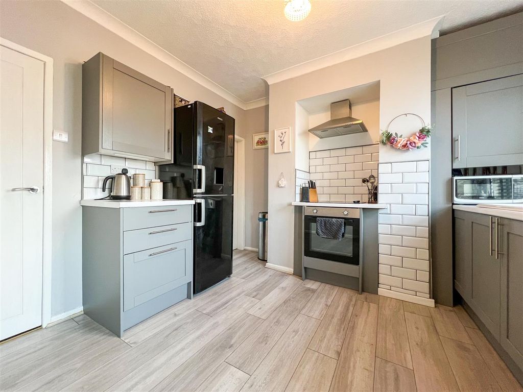 Additional image 4 of 3 bed terraced house for saleWestwood Grove, Leek ST13