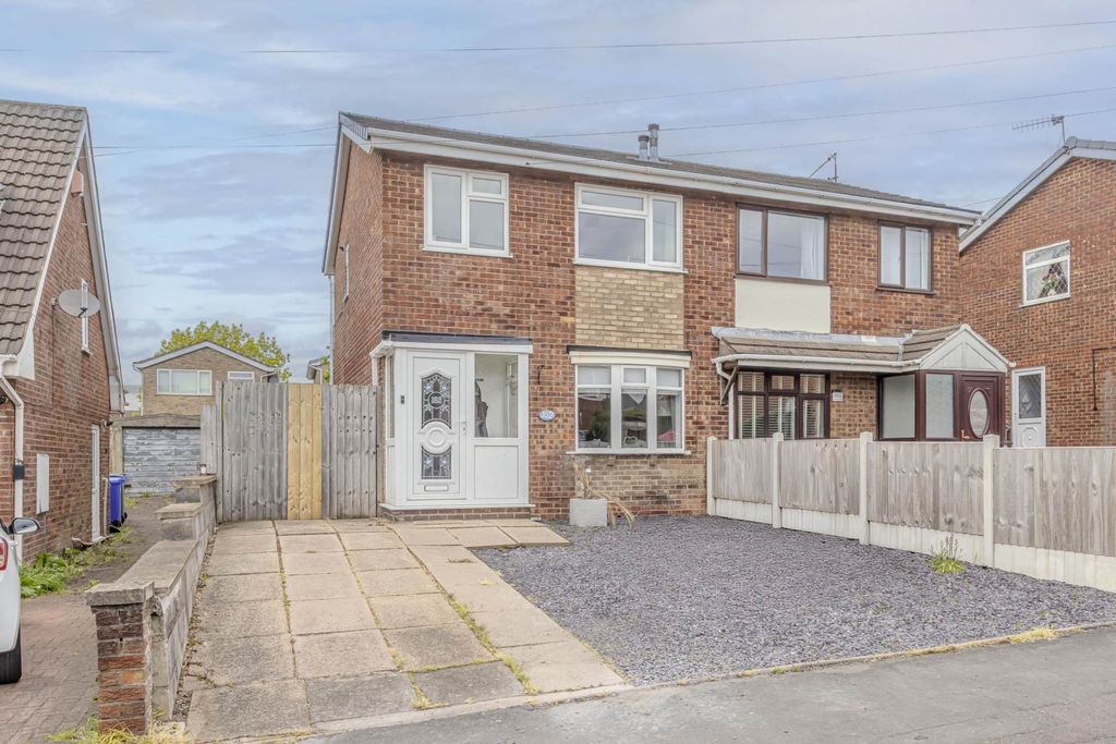 3 bed semi-detached house for saleHeathcote Street, Stoke On Trent ST3