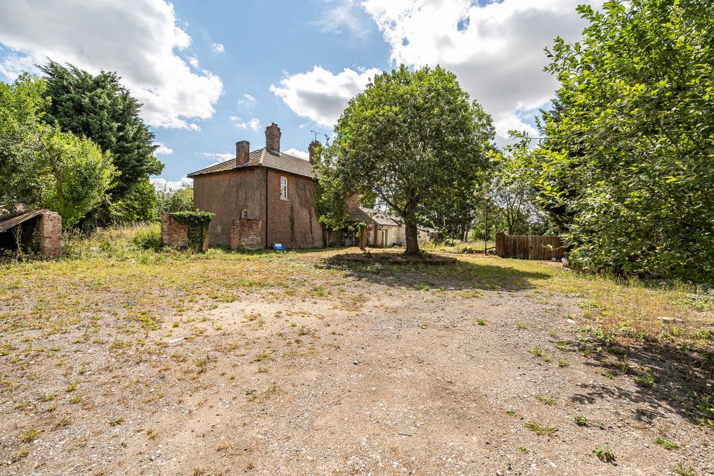 Additional image 3 of 5 bed detached house for saleWhitehill Lane, Royal Wootton Bassett SN4