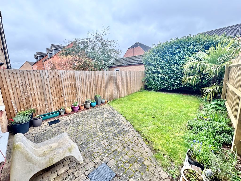 Additional image 6 of 3 bed town house for saleDarwin Crescent, Loughborough LE11