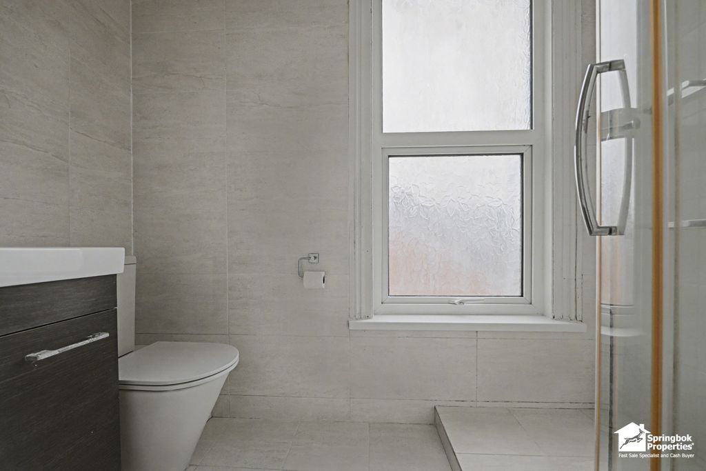 Additional image 7 of 1 bed flat for saleSt. Marks Road, Salisbury, Wiltshire SP1